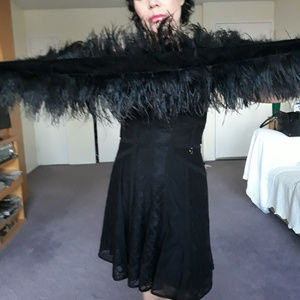 OSTRICH BOA COLLAR